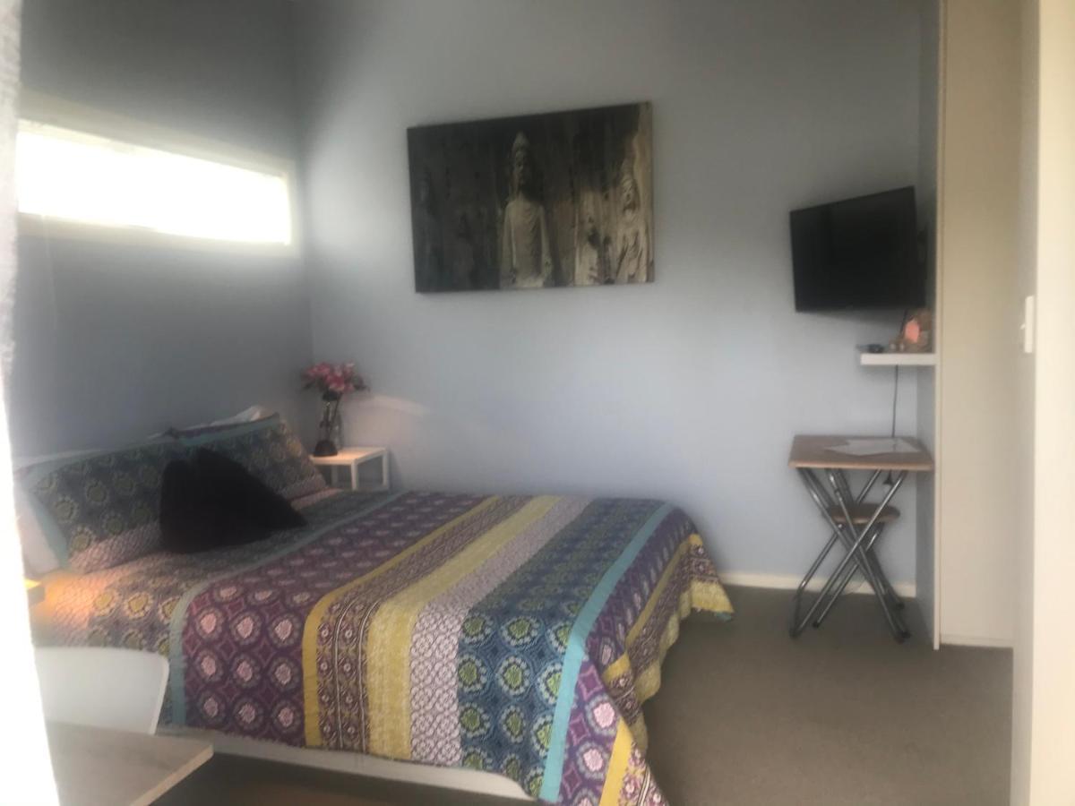 Cosy Caversham Retreat Dunedin Exterior photo
